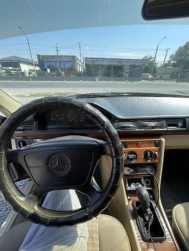 бортер: Mercedes-Benz E-Class: 1992 г., 2 л, Механика, Бензин — 7