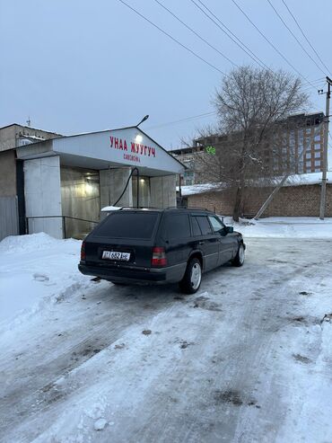 Mercedes-Benz: Mercedes-Benz W124: 1993 г., 3.2 л, Механика, Бензин, Универсал — 4