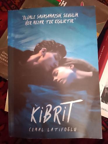 dunya kuboku: Satılır: Azərbaycan dilində müxtəlif janrlardan 4 kitab paketi 1) — 2