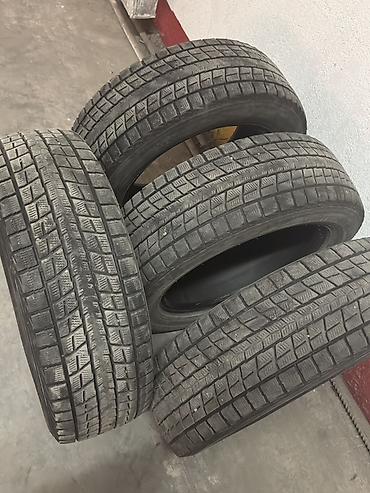 Шины: Комплект зимних шин Dunlop Winter Maxx SJ8 — 4 штуки. - Размер — 2