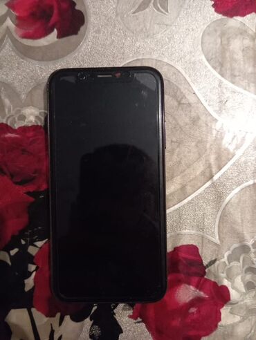 Apple iPhone: IPhone 14 Pro, 64 GB, Qara, Face ID