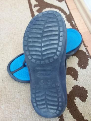 кроксы мужской: Мужские сандалии, 44, Crocs, Б/у, цвет - Серый, Самовывоз — 2