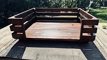 wooden bed: Продаю Деревянная ящик для собака удобная лежит Высота 20/ширин 62/ — 2