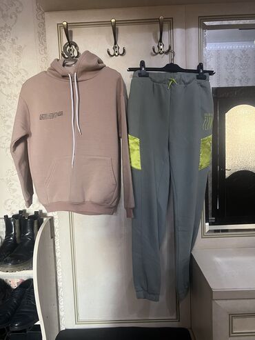 Другая женская одежда: Размер xs,s,m — 7