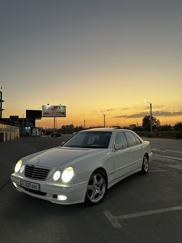 Mercedes-Benz: Mercedes-Benz E-Class: 2001 г., 3.2 л, Типтроник, Бензин, Седан