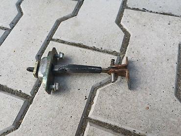 GRANICNIK VRATA ZA TOYOTA RAV 4 OD 2001. DO 2005. GOD
