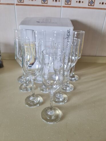 атлас 10 класс: Набор бокалов для шампанского. 2 вида. всего 10 шт