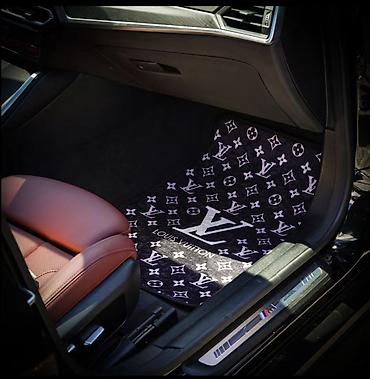 kredit mitsubishi: Avtomobil üçün salon ayaqaltıları Louis Vuitton naxışlı dizayn və 2 — 1