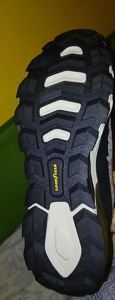 muske nepromocive cipele: SKECHERS Max Protect M – muške patike za trail i svakodnevno nošenje — 7