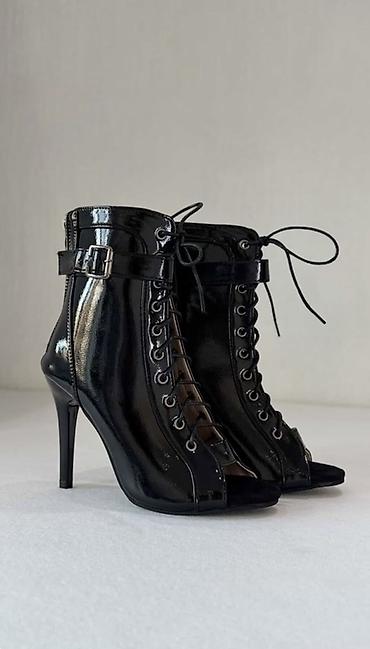 Туфли для танцев (ТОЛЬКО 35р) Черные,лакированные хилсы High heels