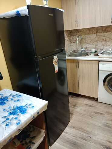 Мясорубки: Soyuducu YOSİRO, iki qapılı (yuxarıda dondurucu, aşağıda soyuducu