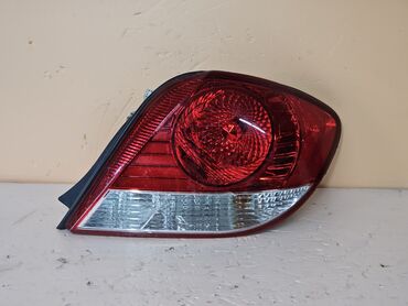 купить задние фонари: Задний правый стоп-сигнал Hyundai 2006 г., Б/у, Оригинал
