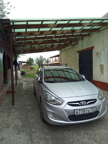 хундай айоник: Hyundai : 2011 г., 1.6 л, Автомат, Бензин, Хетчбек