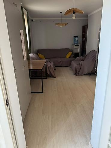 Үйлөрдү ижарага берүү: 130 м², 5 бөлмө — 5