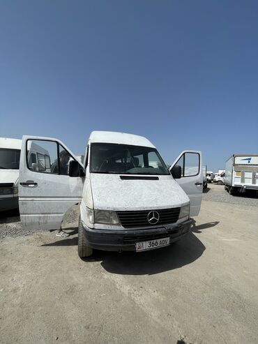 грузо такси: Легкий грузовик, Mercedes-Benz, Стандарт, 2 т, Б/у