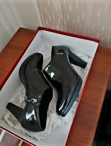 Tuflilər: 100% 6113 € alınıb. 100% Original.---- 14.02.2024. İtalia.Milan — 2