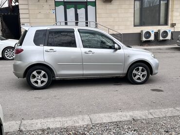 Mazda: Mazda Demio: 2003 г., 1.3 л, Автомат, Бензин, Седан