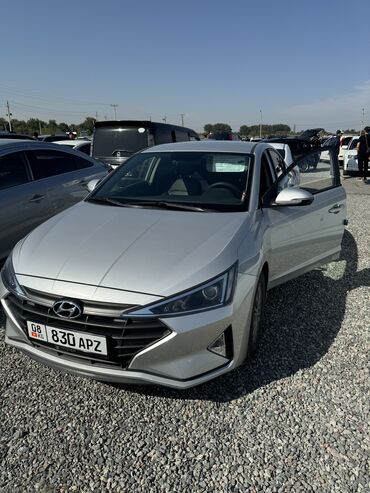 бак на газ 53: Hyundai Avante: 2018 г., 1.6 л, Типтроник, Газ, Седан