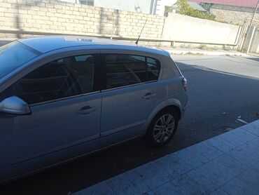 opel suret qutusu: Opel Astra: 1.3 l | 2009 il Hetçbek