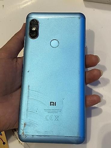 xiami 14: Xiaomi Mi 8, rəng - Göy, 
 Qırıq — 4