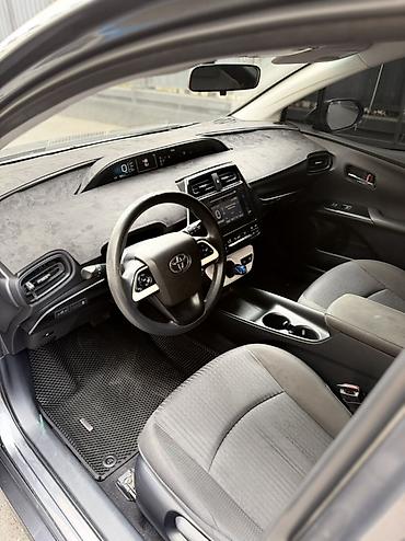 Toyota: Toyota Prius: 2016 г., 1.8 л, Вариатор, Гибрид, Хэтчбэк — 9