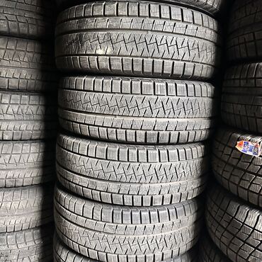 машина акумлятор: Шины 215 / 55 / R 17, Зима, Б/у, Комплект, Легковые, Pirelli
