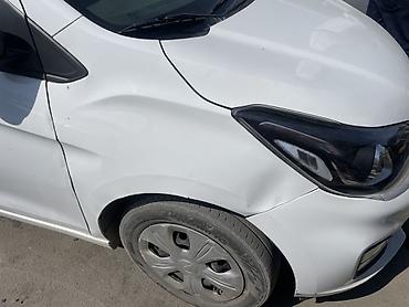 lada niva: Chevrolet Spark: 2018 г., 1 л, Автомат, Бензин, Хэтчбэк — 5