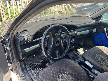 электр унаа: Audi 100: 1992 г., 2 л, Кол менен иштөөчү, Бензин, Седан — 3