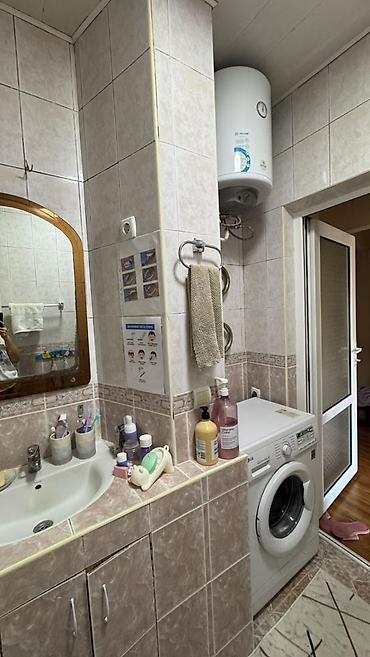 3 кв асанбай: 3 комнаты, 62 м², Асанбай мкр 105 серия, 4 этаж — 7