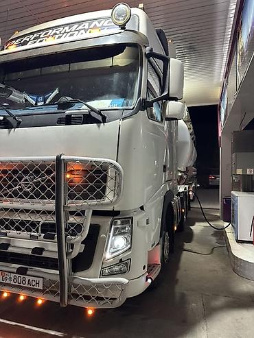Тягачи: Тягач, Volvo, Цистерна — 7