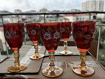 mucru qablari: Qədəhlər, rəng - Qırmızı, Şüşə — 2