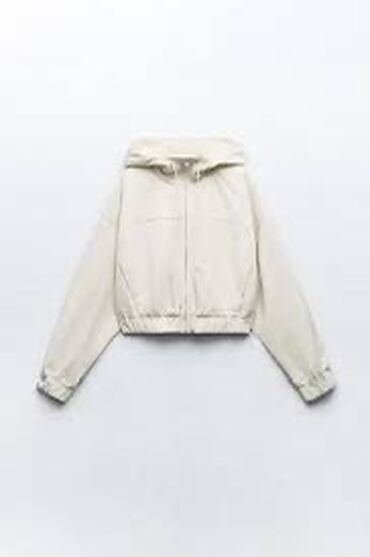 Digər kişi ayaqqabıları: Zara qadın kapişonlu kurtka 
bir neçe defe geyilib — 13