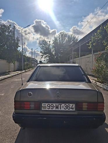 Mercedes-Benz: Mercedes-Benz 190 (W201) sedan ENDİRİM OLACAQ! - Kuzov: 4 qapılı — 4