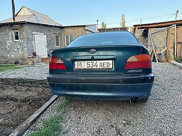 82 2: Toyota Avensis: 1998 г., 1.6 л, Механика, Бензин, Седан — 3