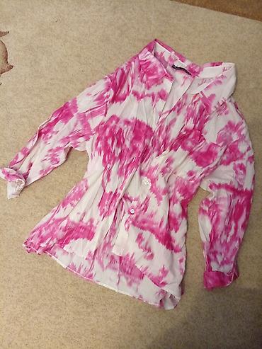 fendi canta: Qadın köynəyi – açıq çəhrayı-ağ batik (tie-dye) naxışlı, nazik və — 1