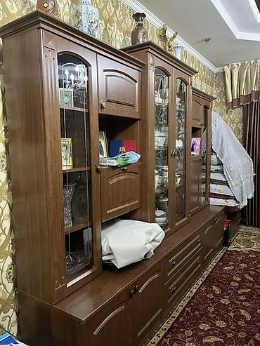 Стенки-шкафы: Стенка-шкаф, Тип стенки-шкафа: Горка, Для зала, Б/у, Особенности: Для хранения посуды — 1