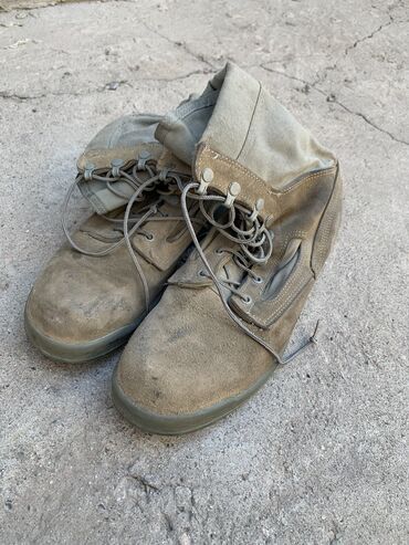 белорусская обувь: Продаю Берцы Б/У сапоги Привезены из США Состояние хорошее нужна