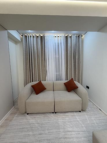 Посуточная аренда квартир: 3 комнаты, Душевая кабина, Постельное белье, Бронь — 3