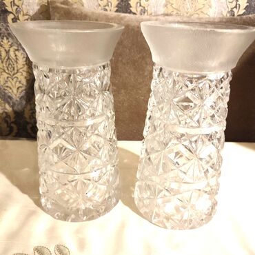 ваза индия: Biri 10 manata xrustal gul qabi satilir