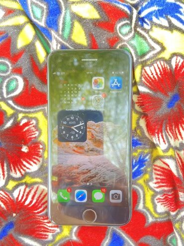 за сколько можно продать айфон 7: IPhone 7, Б/у, 32 ГБ, Черный, Чехол, 100 %
