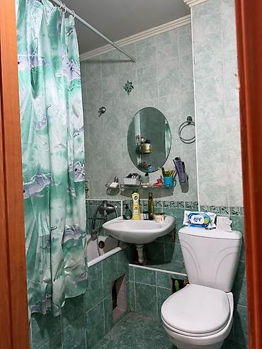 квартира общага: 2 комнаты, 43 м², ул. Гоголя / Чуй 104 серия, 3 этаж, Старый ремонт — 7