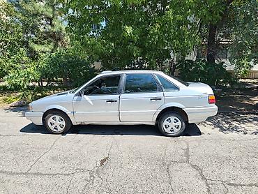 e klass: Volkswagen Passat: 1989 г., 1.6 л, Механика, Бензин, Седан — 3