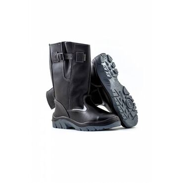 зимние мужские обувь: Сапоги рабочие зимние утепленные комфорт с мп цвет черный модель