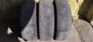 Шины: Шины 225 / 65 / R 17, Всесезонная, Б/у, Легковые, Корея, Hankook