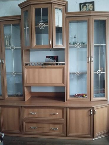 Мебель: Matreal cox keyfiyetli Qiyməti 60 azn