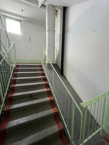 Продажа квартир: 4 комнаты, 90 м², 12 мкр 106 серия, 1 этаж, Требуется ремонт — 7