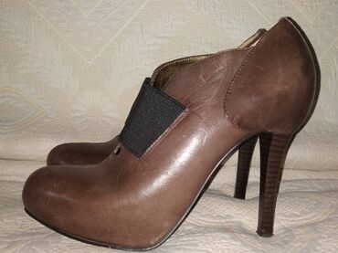 Ostale cipele: Nine west kožne 39 NOVO Prelepe kraće čizmice Nine west, potpuno nove — 1