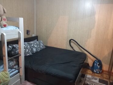 дом с озером: Дом, 1111 м², 7 комнат, Собственник, Старый ремонт
