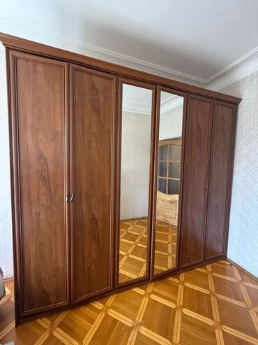 mebel original: Original italiya mehsulu olan 6 qapili dolab satiram,hec bir cizigi