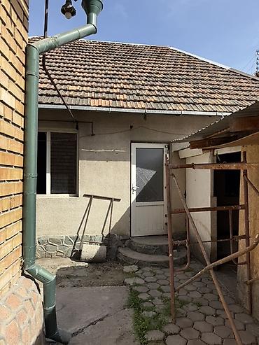 комнаты иссык: Продаётся добротный частный дом, по документам 5 соток по факту 6, дом — 6